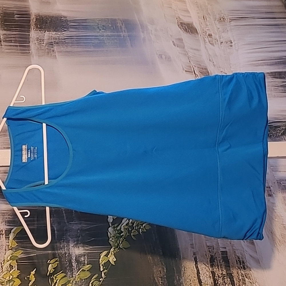 Kirkland Womens Small teal blue active work out spandex sports tank top
